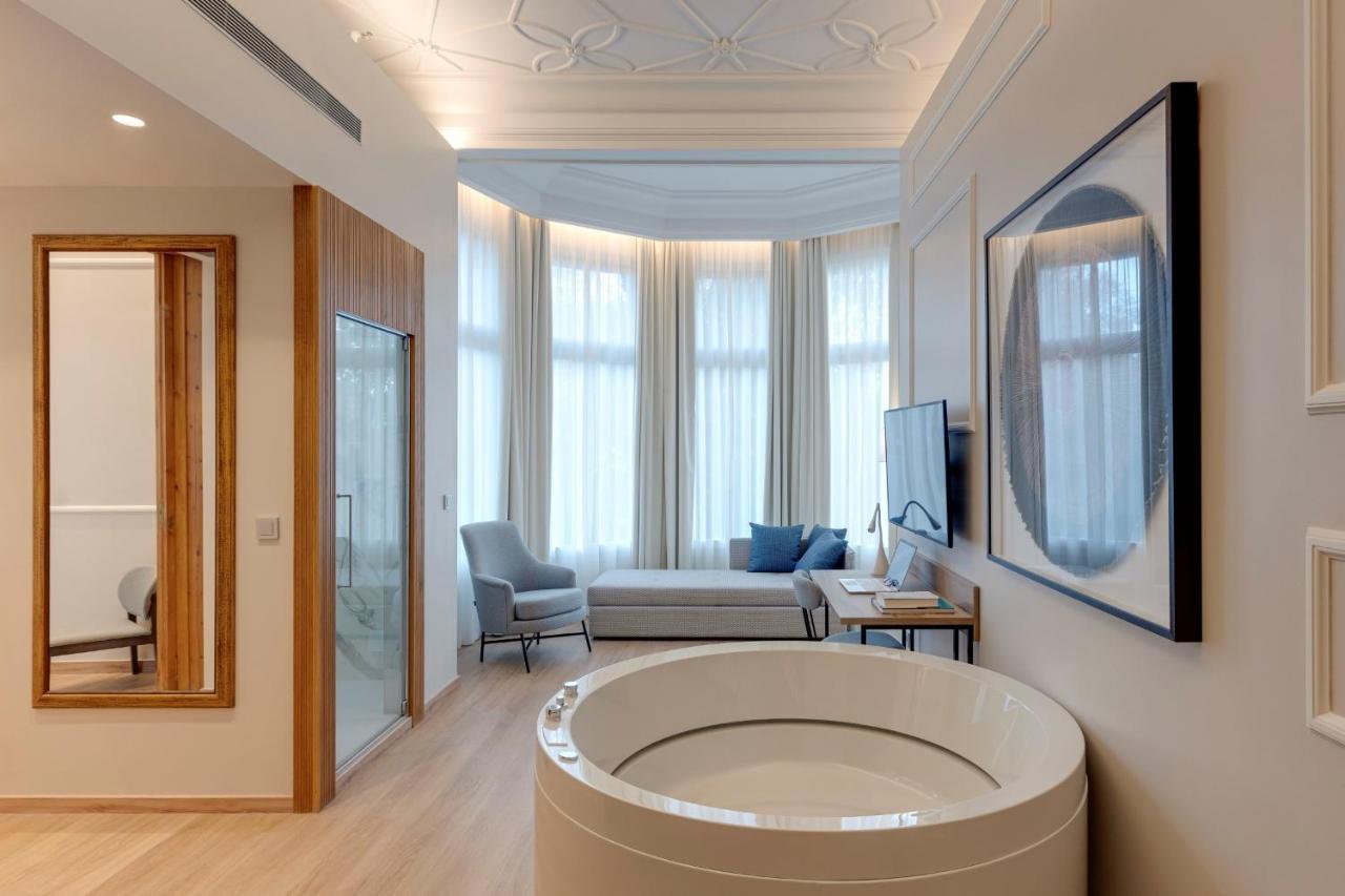 Hotel Boutique Mirlo برشلونة المظهر الخارجي الصورة A suite at the hotel
