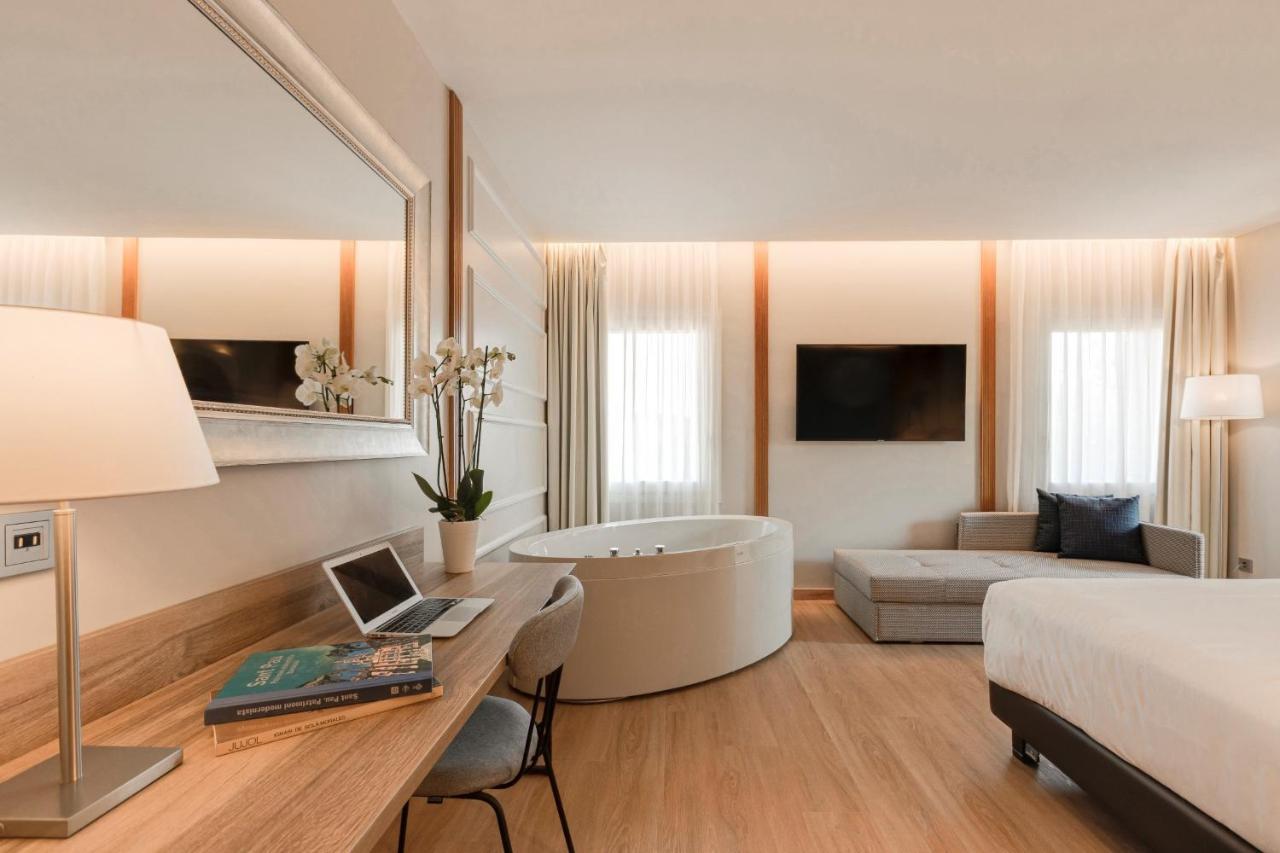 Hotel Boutique Mirlo برشلونة المظهر الخارجي الصورة Deluxe room